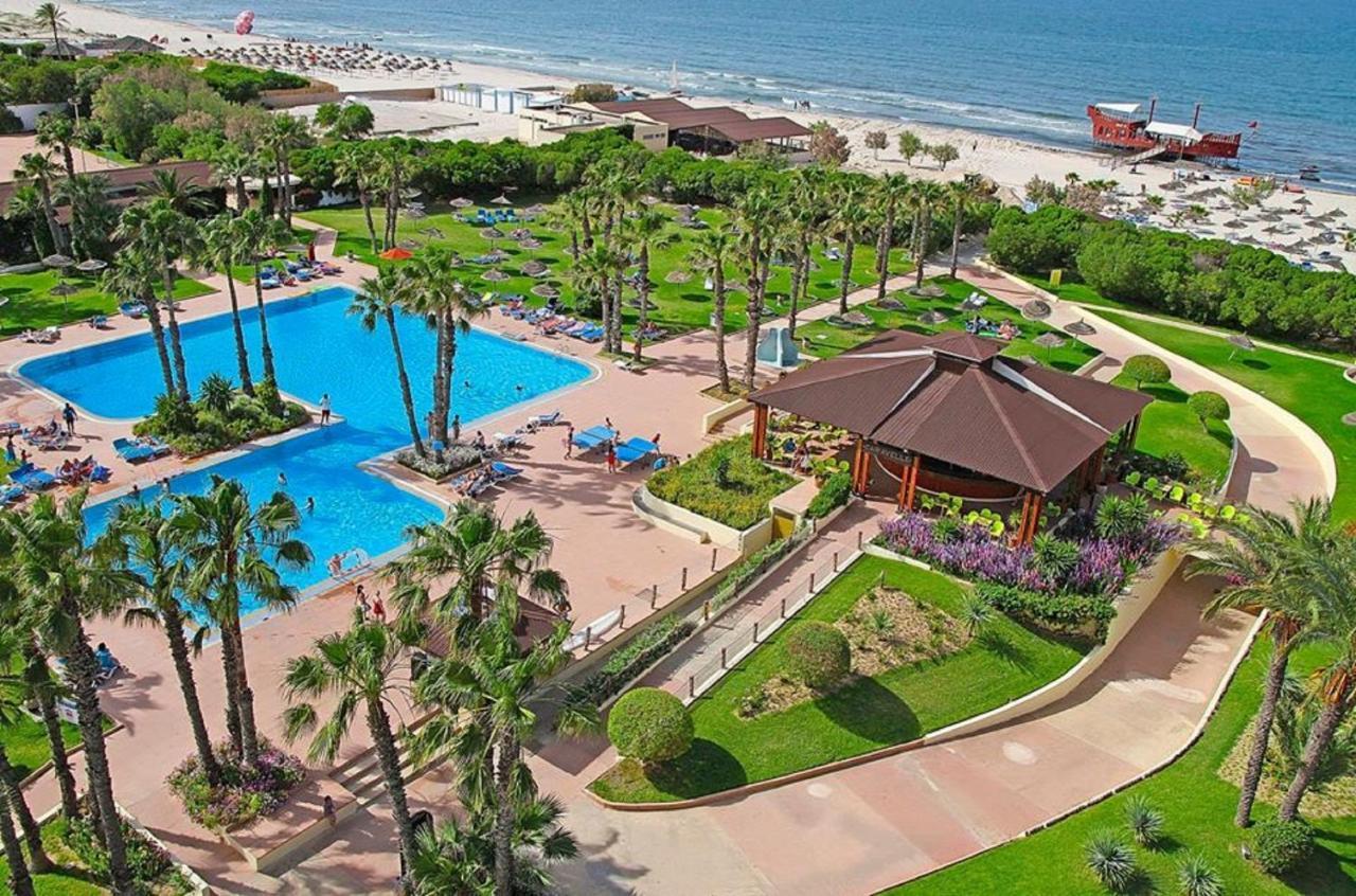 Sahara Aquapark Hotel